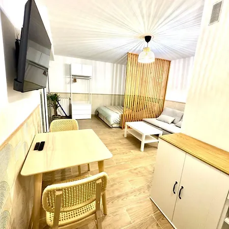 Calme Proche Gare Garavan Appartement