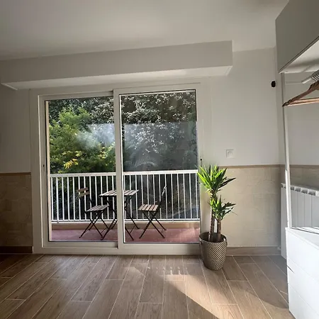 Calme Proche Gare Garavan Apartmán Menton